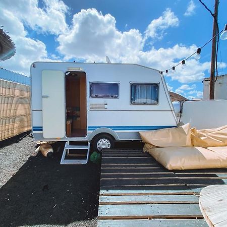 Glamping Caravan Lanzarote تيناجون المظهر الخارجي الصورة