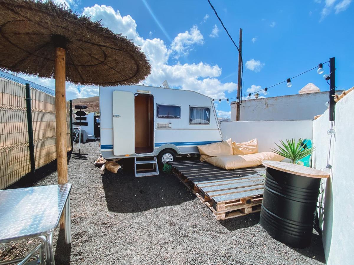 Glamping Caravan Lanzarote تيناجون المظهر الخارجي الصورة