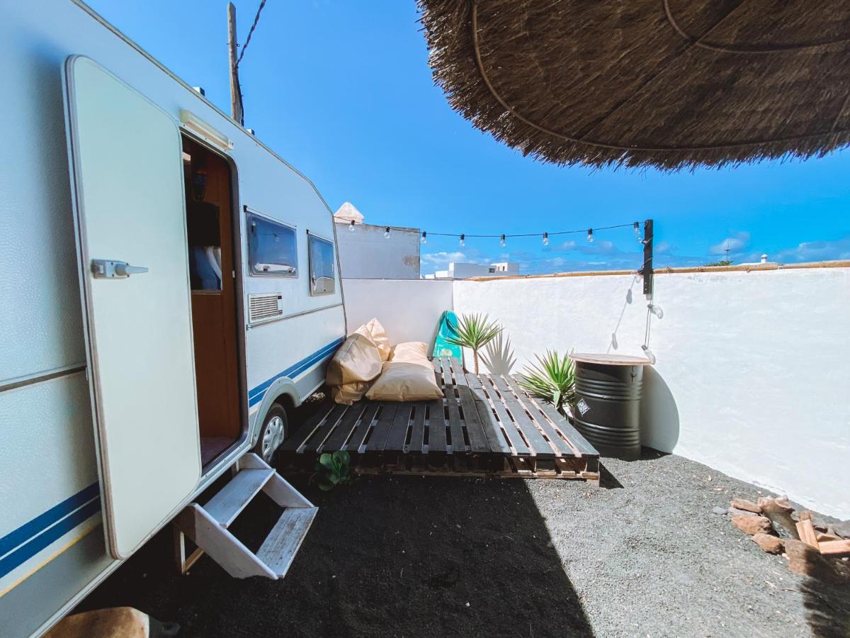 Glamping Caravan Lanzarote تيناجون المظهر الخارجي الصورة