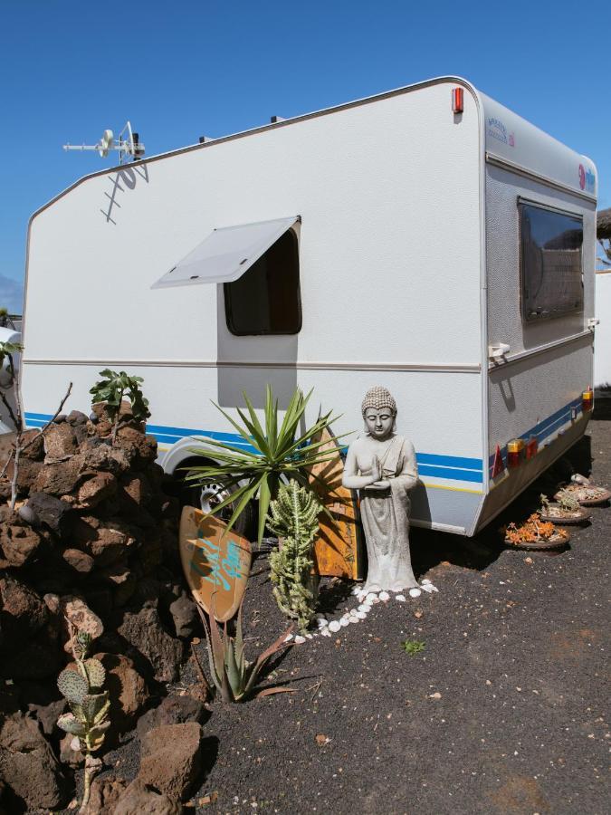 Glamping Caravan Lanzarote تيناجون المظهر الخارجي الصورة